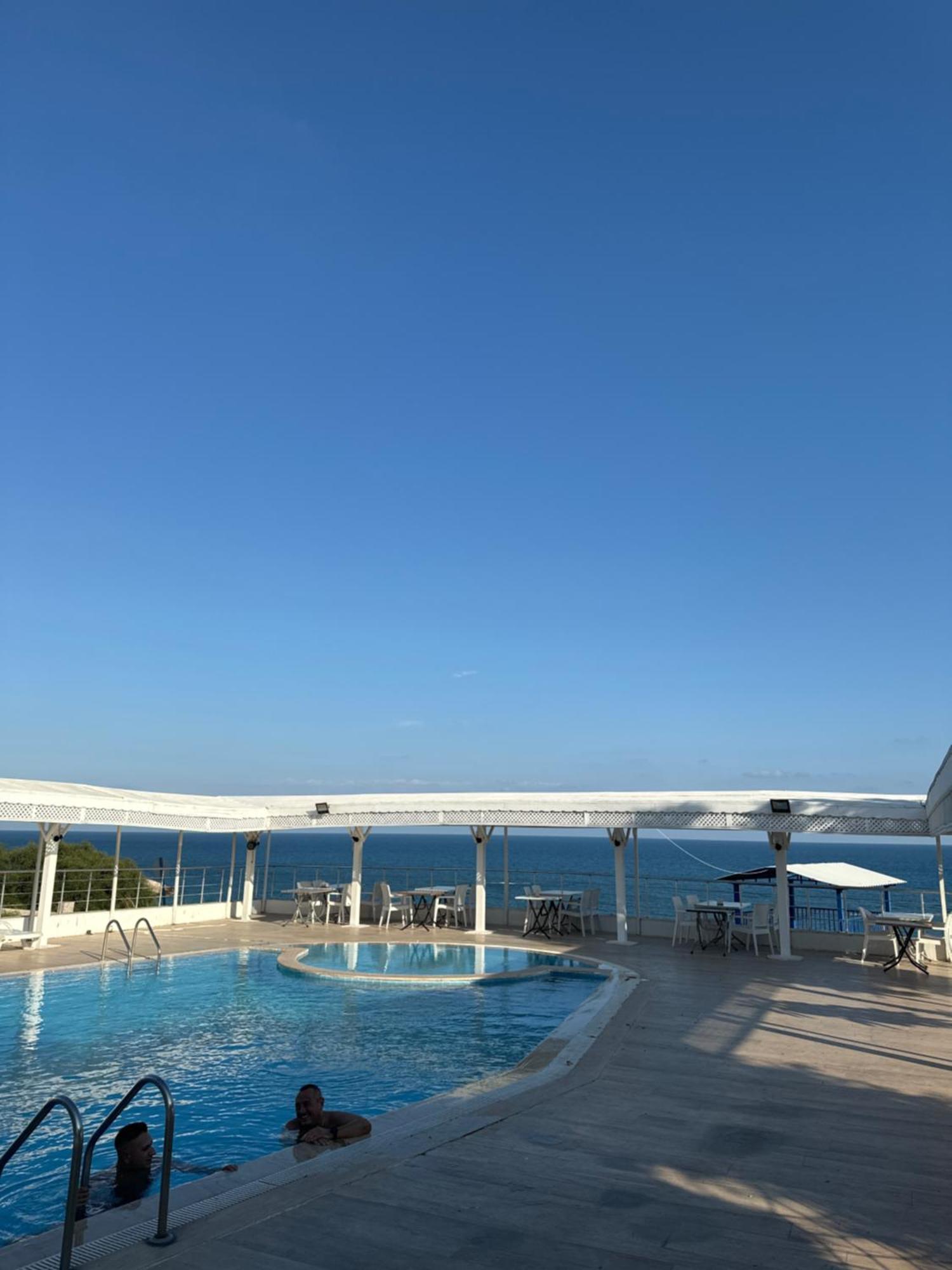 Derin Deniz Otel Karatas  Esterno foto